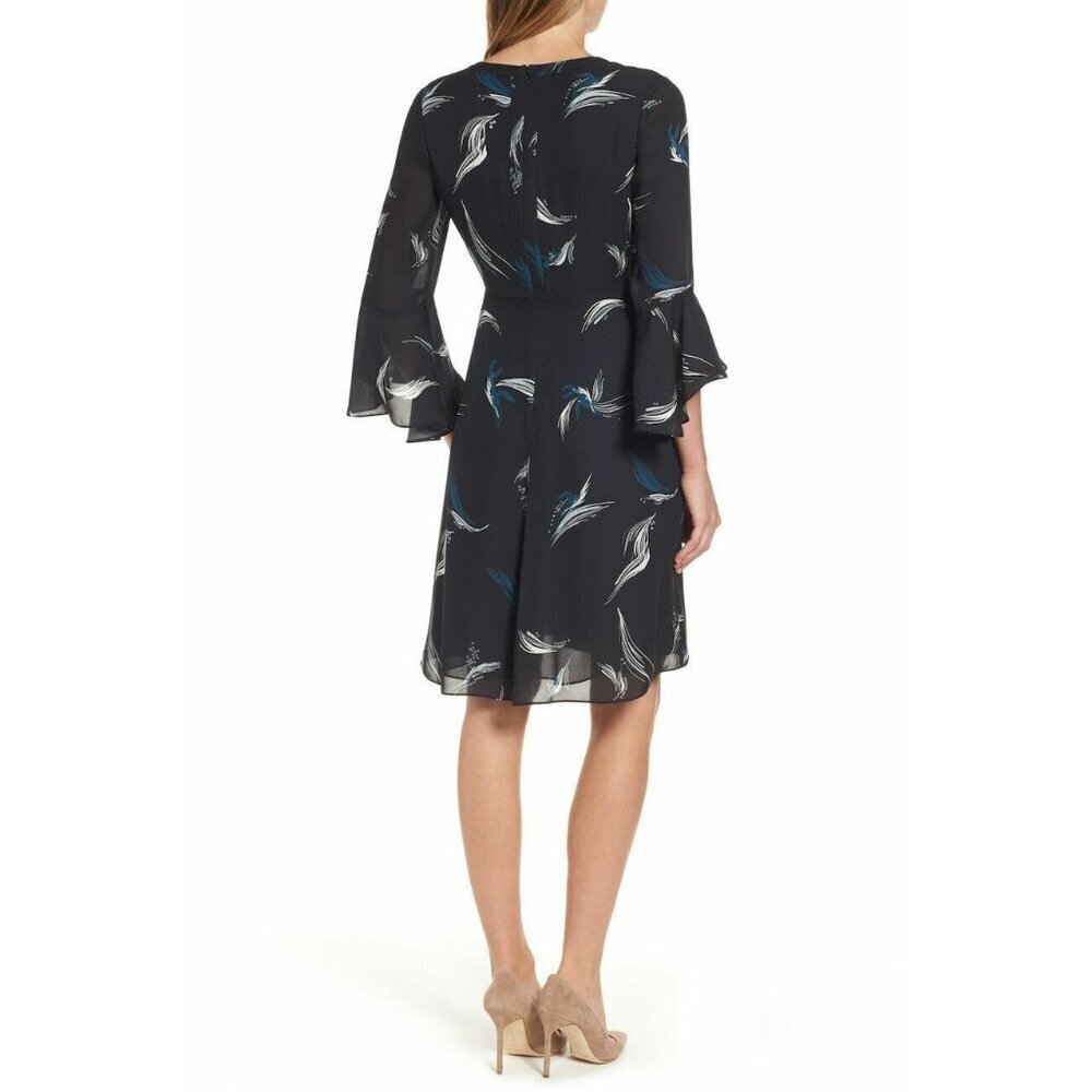 Classiques Entier Dress Bell Sleeve A-line Print Silk Floral Print SZ 6 New $299 - Picture 2 of 6